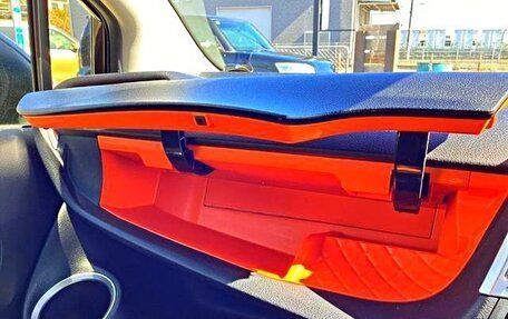 Toyota Sienta II, 2022 год, 1 200 000 рублей, 18 фотография