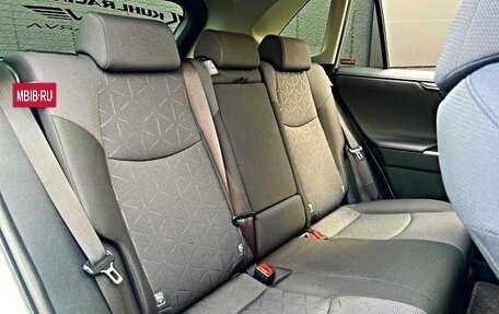 Toyota RAV4, 2022 год, 2 010 555 рублей, 21 фотография