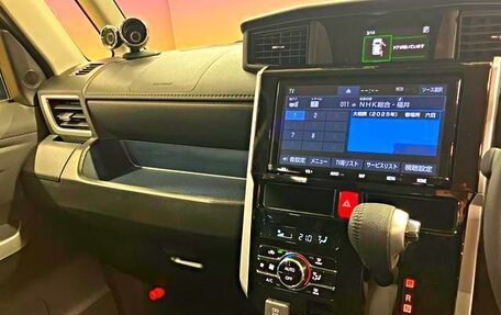 Toyota Roomy I, 2022 год, 890 000 рублей, 11 фотография