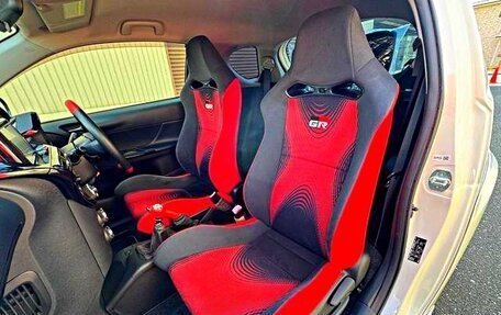 Toyota iQ, 2015 год, 600 000 рублей, 24 фотография