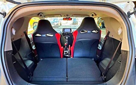 Toyota iQ, 2015 год, 600 000 рублей, 25 фотография