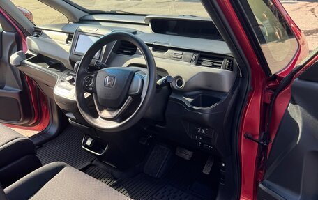 Honda Freed II, 2018 год, 1 550 000 рублей, 5 фотография