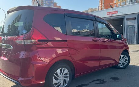 Honda Freed II, 2018 год, 1 550 000 рублей, 2 фотография