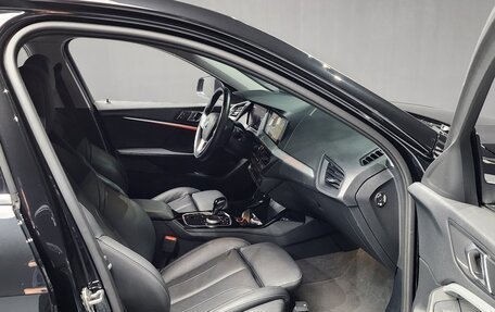 BMW 1 серия, 2021 год, 2 313 000 рублей, 6 фотография