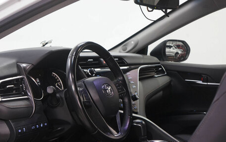 Toyota Camry, 2019 год, 2 899 990 рублей, 5 фотография