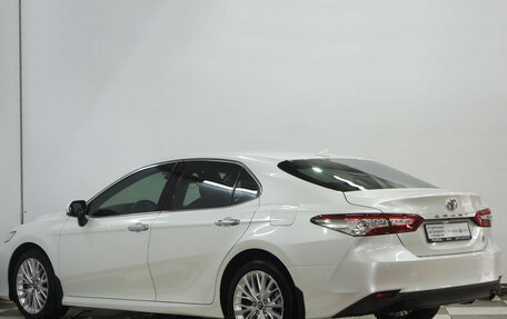 Toyota Camry, 2019 год, 2 899 990 рублей, 3 фотография