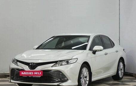 Toyota Camry, 2019 год, 2 899 990 рублей, 2 фотография