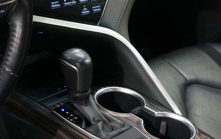 Toyota Camry, 2019 год, 2 899 990 рублей, 11 фотография