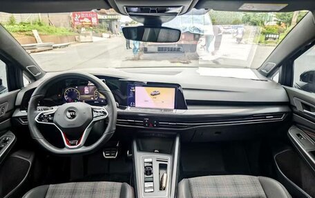 Volkswagen Golf GTI, 2021 год, 2 340 000 рублей, 8 фотография
