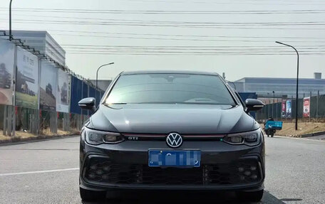 Volkswagen Golf GTI, 2021 год, 2 340 000 рублей, 4 фотография