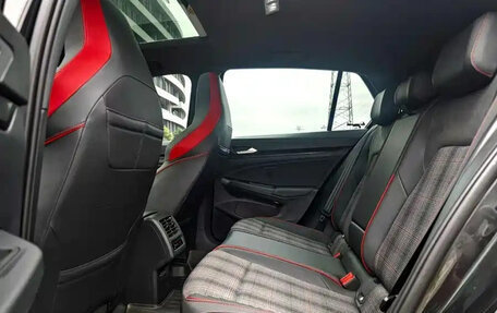 Volkswagen Golf GTI, 2021 год, 2 340 000 рублей, 10 фотография