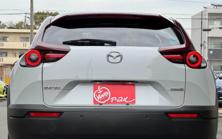 Mazda MX-30, 2022 год, 1 828 020 рублей, 5 фотография
