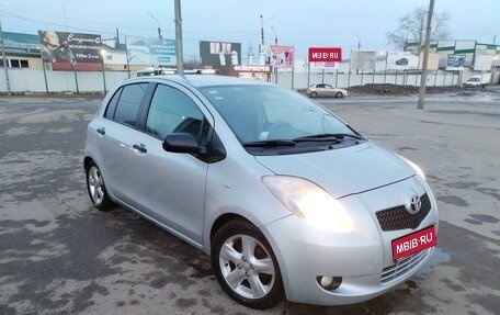 Toyota Yaris III рестайлинг, 2008 год, 500 000 рублей, 1 фотография