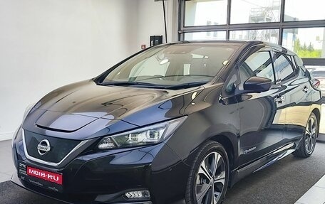 Nissan Leaf II, 2018 год, 1 529 000 рублей, 1 фотография