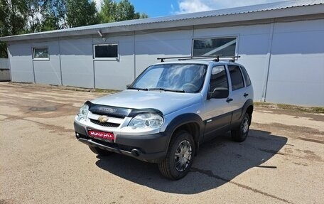 Chevrolet Niva I рестайлинг, 2011 год, 399 000 рублей, 1 фотография