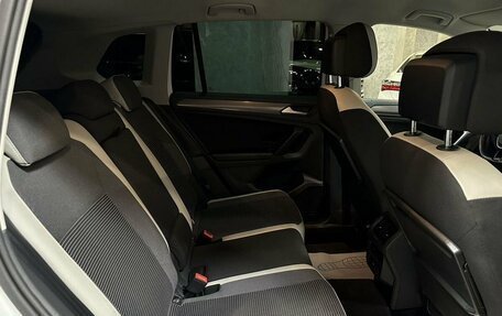 Volkswagen Tiguan II, 2020 год, 2 695 000 рублей, 14 фотография