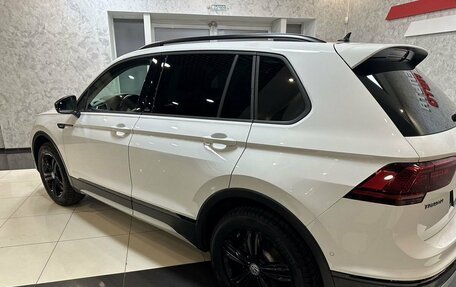 Volkswagen Tiguan II, 2020 год, 2 695 000 рублей, 34 фотография