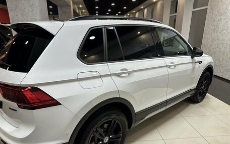 Volkswagen Tiguan II, 2020 год, 2 695 000 рублей, 36 фотография
