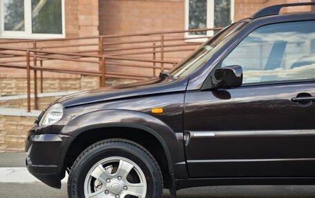 Chevrolet Niva I рестайлинг, 2010 год, 495 000 рублей, 6 фотография