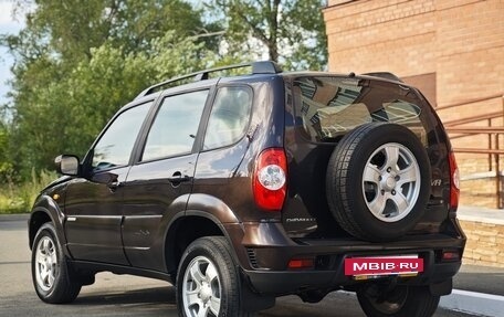 Chevrolet Niva I рестайлинг, 2010 год, 495 000 рублей, 5 фотография
