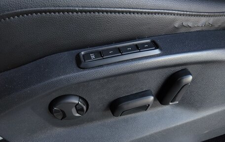 Volkswagen Tiguan II, 2018 год, 2 299 000 рублей, 15 фотография