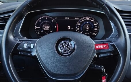Volkswagen Tiguan II, 2018 год, 2 299 000 рублей, 18 фотография