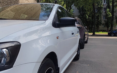 Volkswagen Polo VI (EU Market), 2015 год, 750 000 рублей, 6 фотография