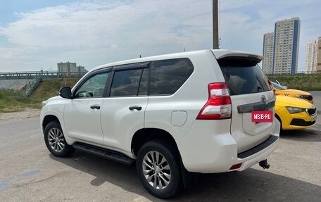 Toyota Land Cruiser Prado 150 рестайлинг 2, 2016 год, 3 100 000 рублей, 4 фотография