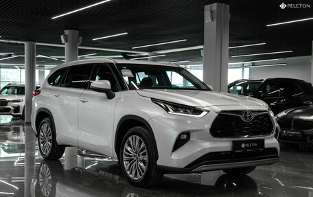 Toyota Highlander, 2025 год, 5 300 000 рублей, 2 фотография