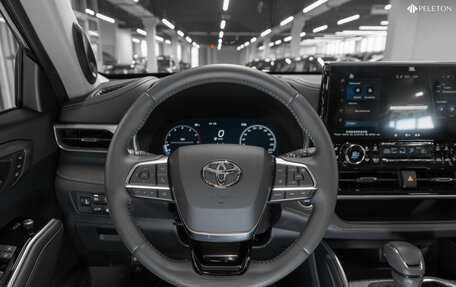 Toyota Highlander, 2025 год, 5 300 000 рублей, 11 фотография