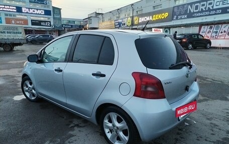 Toyota Yaris III рестайлинг, 2008 год, 500 000 рублей, 5 фотография
