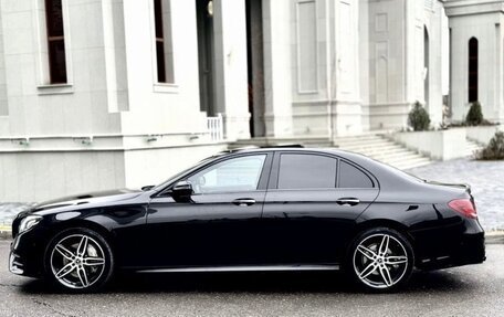 Mercedes-Benz E-Класс, 2016 год, 2 750 000 рублей, 2 фотография