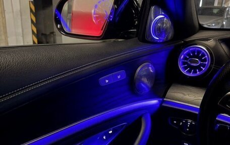 Mercedes-Benz E-Класс, 2016 год, 2 750 000 рублей, 12 фотография