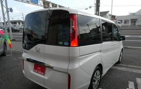 Honda Stepwgn IV, 2016 год, 1 390 000 рублей, 9 фотография