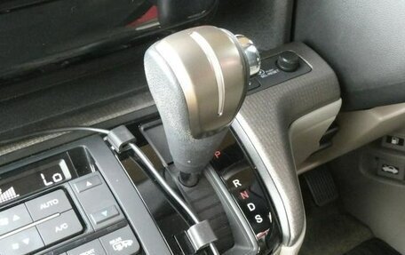 Honda Stepwgn IV, 2016 год, 1 390 000 рублей, 15 фотография