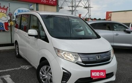 Honda Stepwgn IV, 2016 год, 1 390 000 рублей, 4 фотография