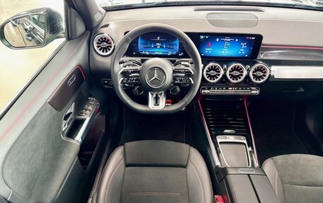 Mercedes-Benz GLB AMG, 2024 год, 9 390 000 рублей, 17 фотография