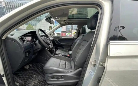 Volkswagen Tiguan II, 2021 год, 2 000 000 рублей, 8 фотография