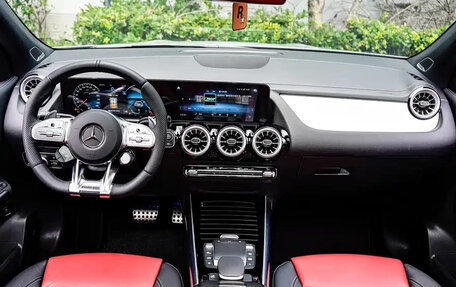 Mercedes-Benz GLA AMG, 2022 год, 4 800 275 рублей, 14 фотография