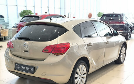 Opel Astra J, 2010 год, 599 000 рублей, 9 фотография
