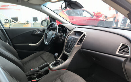 Opel Astra J, 2010 год, 599 000 рублей, 15 фотография