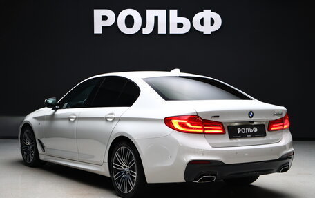 BMW 5 серия, 2019 год, 3 990 000 рублей, 2 фотография