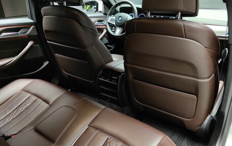 BMW 5 серия, 2019 год, 3 990 000 рублей, 20 фотография