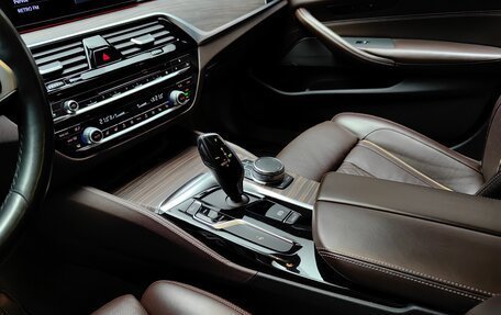 BMW 5 серия, 2019 год, 3 990 000 рублей, 29 фотография