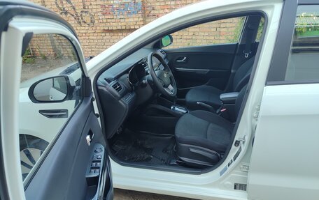 KIA Rio III рестайлинг, 2012 год, 900 000 рублей, 11 фотография