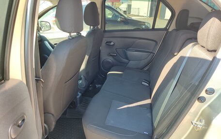 Renault Logan II, 2019 год, 796 000 рублей, 12 фотография