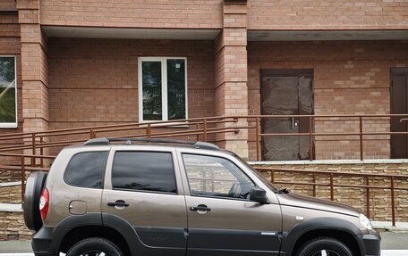 Chevrolet Niva I рестайлинг, 2013 год, 535 000 рублей, 4 фотография