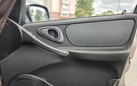 Chevrolet Niva I рестайлинг, 2013 год, 535 000 рублей, 16 фотография
