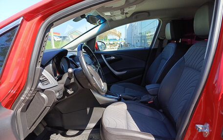 Opel Astra J, 2013 год, 846 000 рублей, 16 фотография