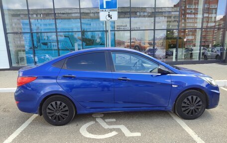 Hyundai Solaris II рестайлинг, 2012 год, 570 000 рублей, 4 фотография